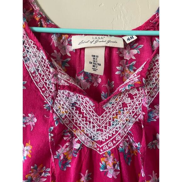 H&M Size 2 Pink Floral Short Sleeved Embroidered Blouse - Picture 2 of 3
